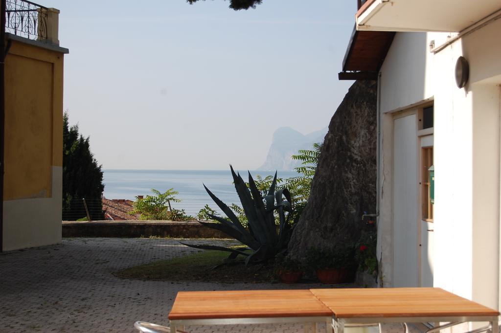 Apartments Suster Torbole Sul Garda Εξωτερικό φωτογραφία