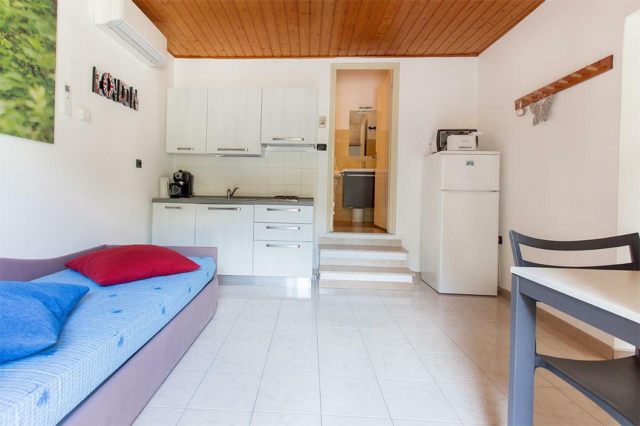 Apartments Suster Torbole Sul Garda Εξωτερικό φωτογραφία
